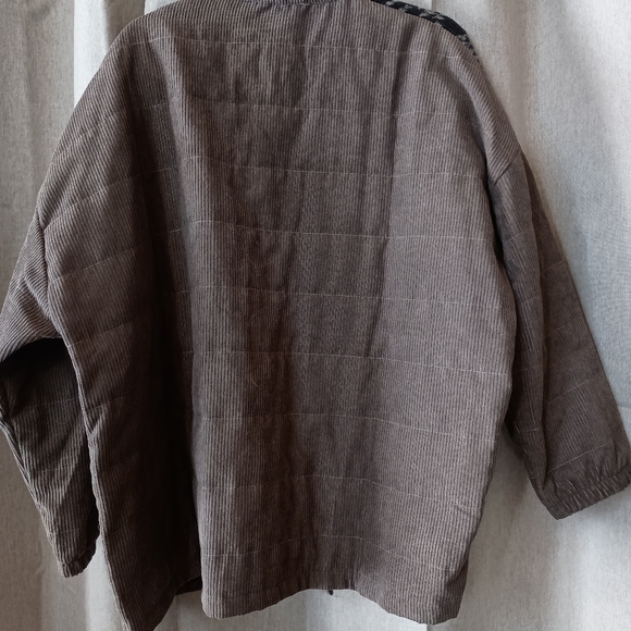 Oversized Shacket - Picture 2 of 4